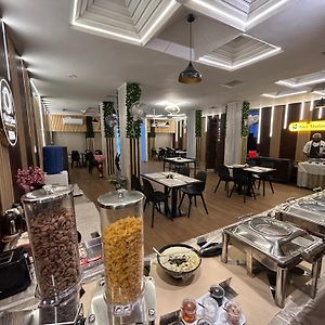 New Hotel Suhail